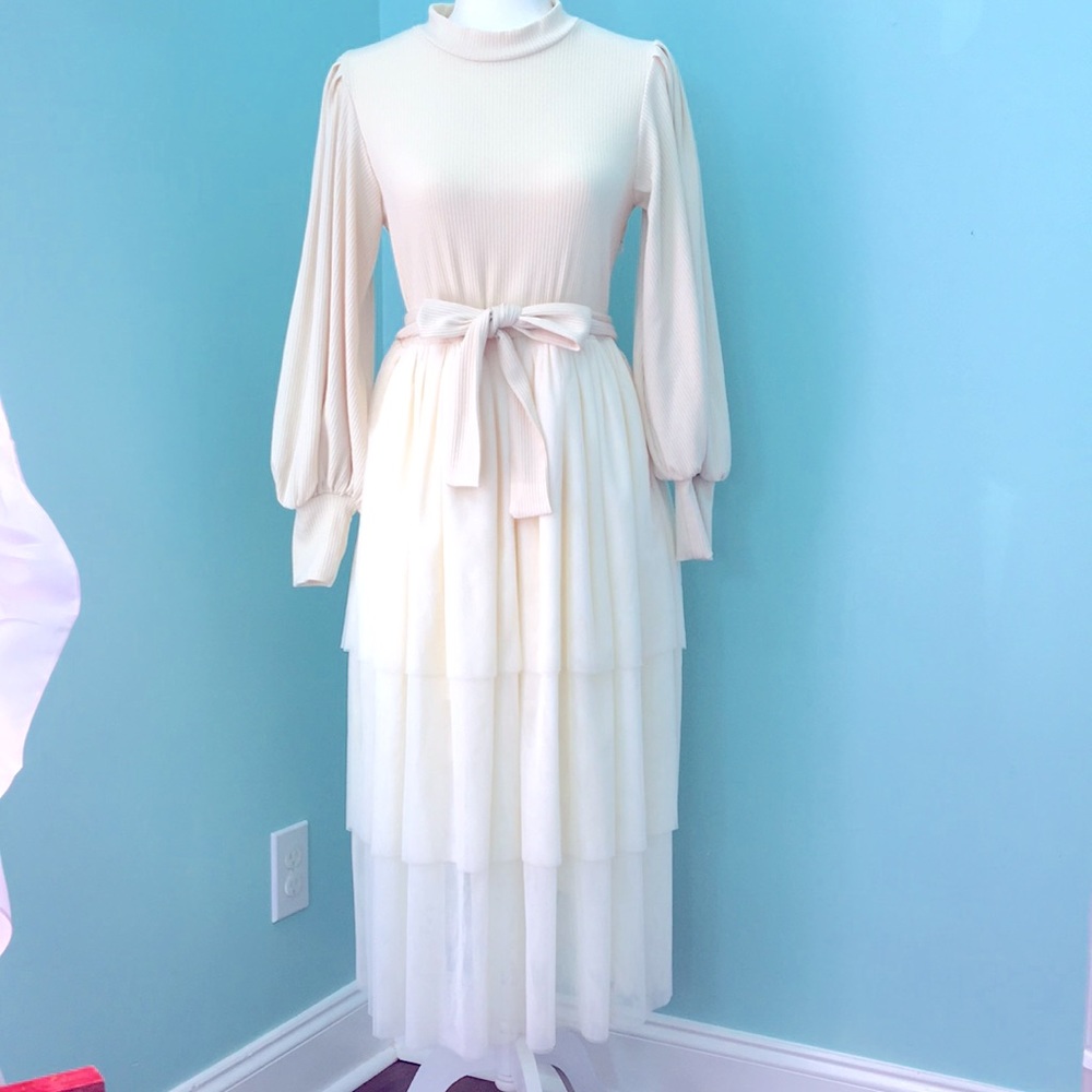 Ivy City Co Cream Cossette, Size M